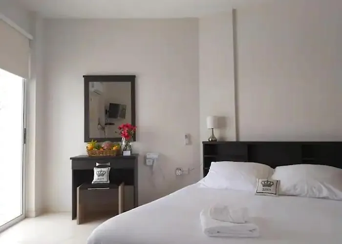 Panoramic Holidays - Premium 8 *
